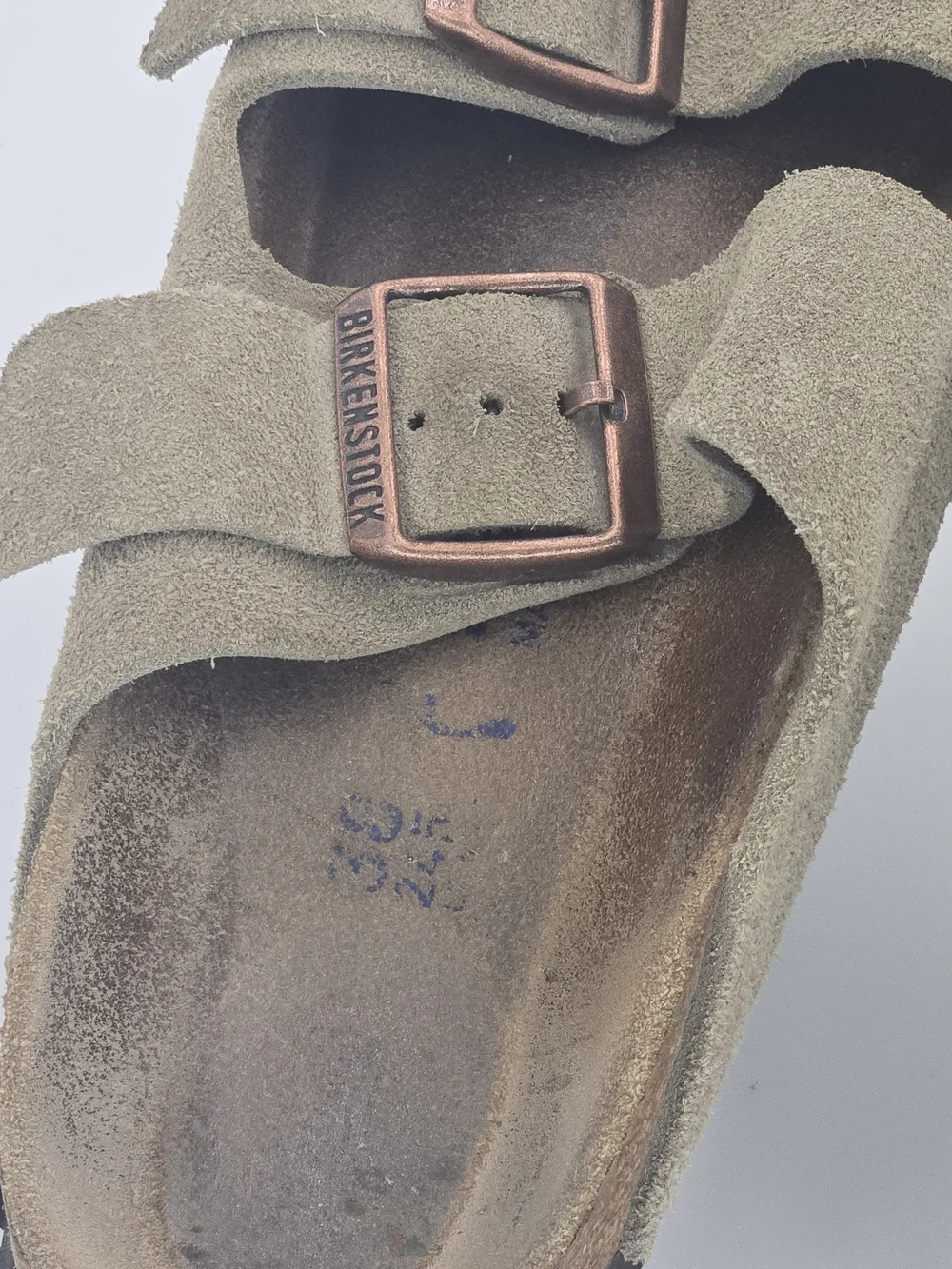 Birkenstock Arizona Two-Buckle Suede Slide Sandals in Taupe Women's Size 7-7.5 - Picture 13 of 14